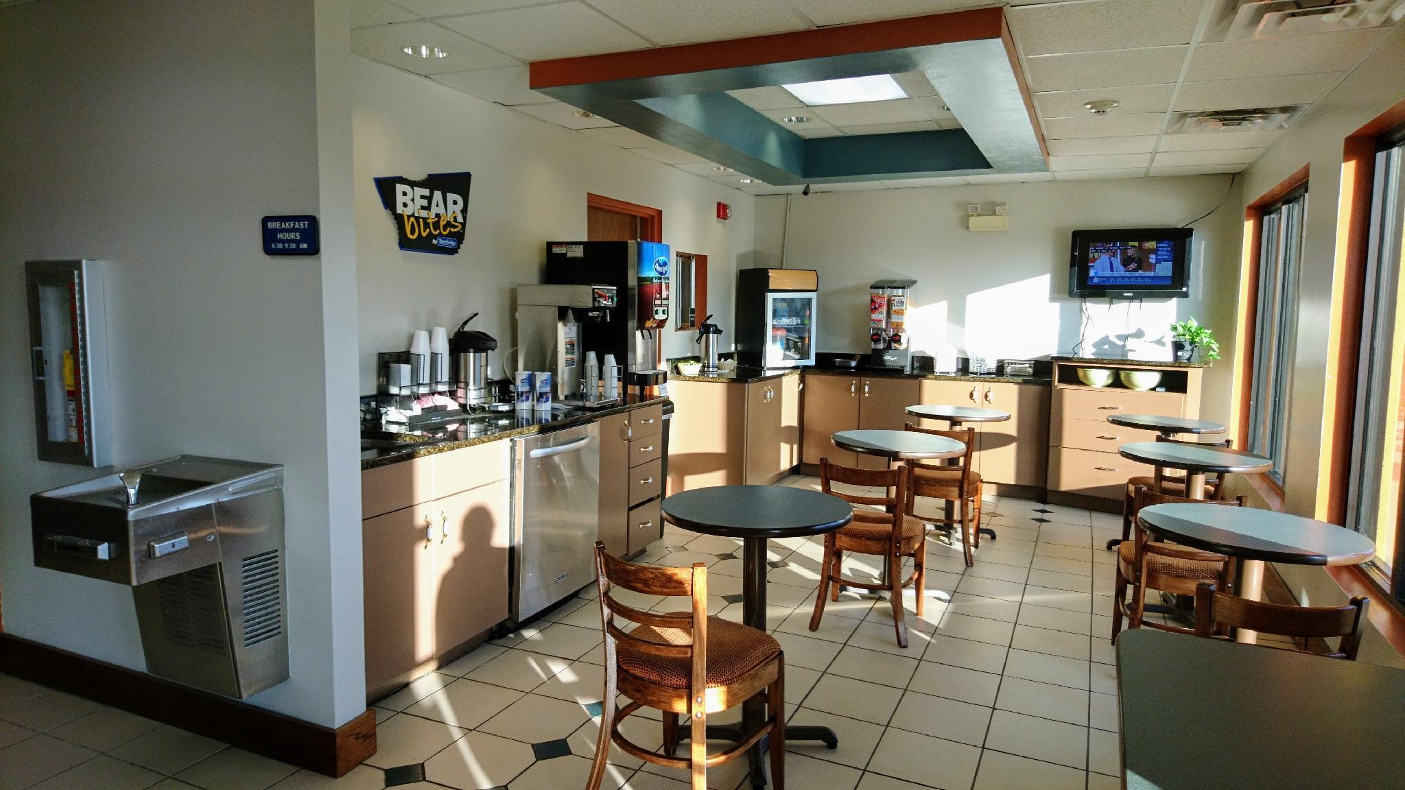 Travelodge By Wyndham Knoxville East Extérieur photo