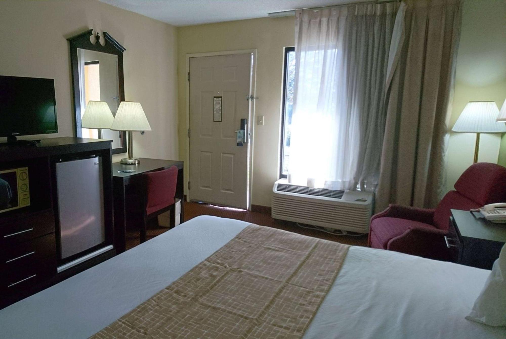Travelodge By Wyndham Knoxville East Extérieur photo